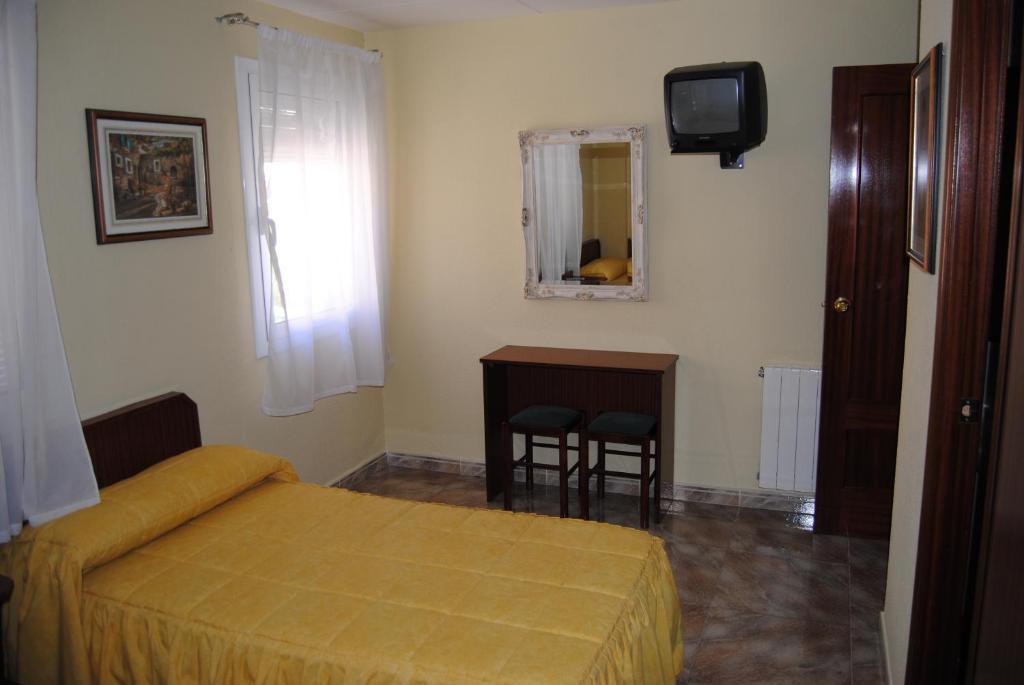 Casa Modesto Otel El Pont de Suert Oda fotoğraf